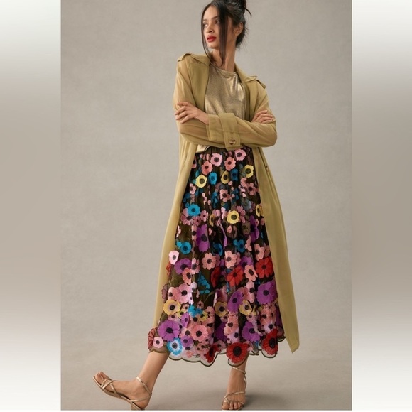 ANTHROPOLOGIE NWT MAEVE FLORAL APPLIQUÉ SKIRT 🌸 - Picture 1 of 9